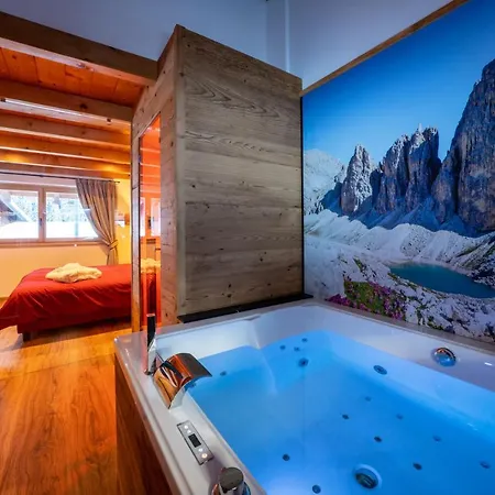 Apartment Luxury Orchidea *