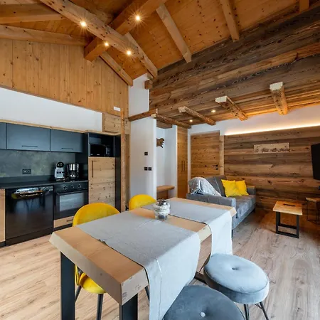 Orchidea Apartment *